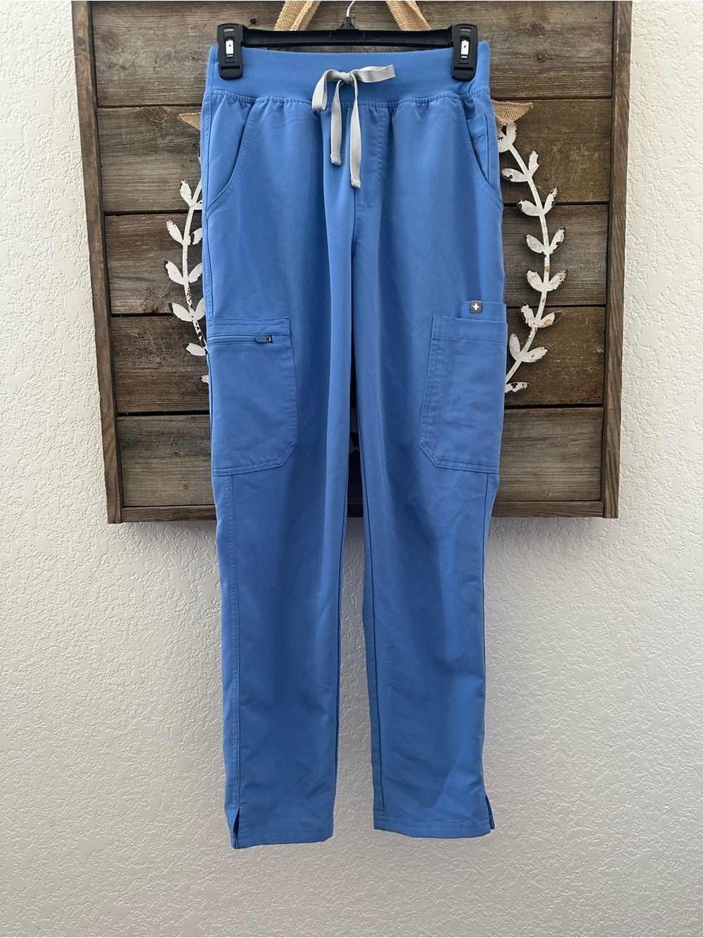 Figs Light Blue Drawstring Cargo Scrub Pants size XS Petite
